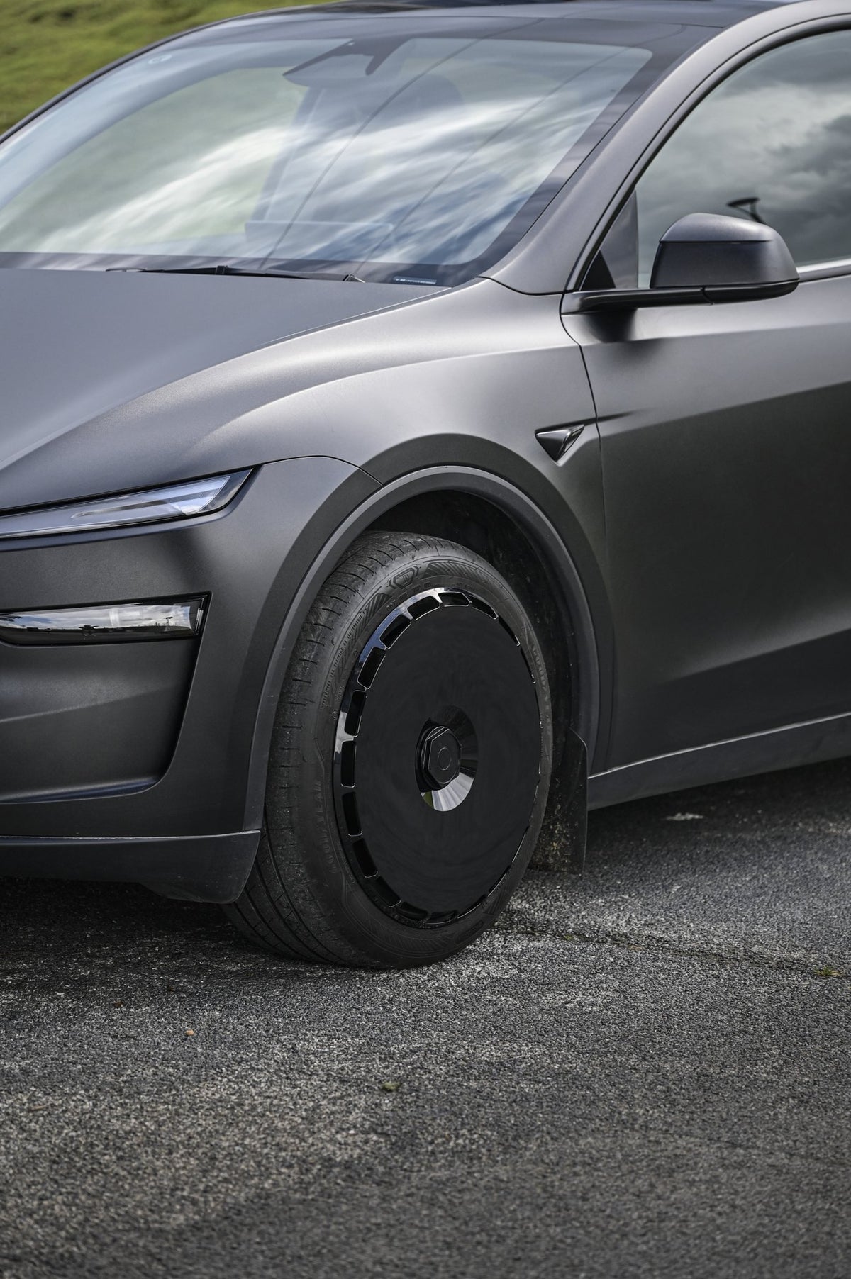 Pure Black wheel covers — real-world photo