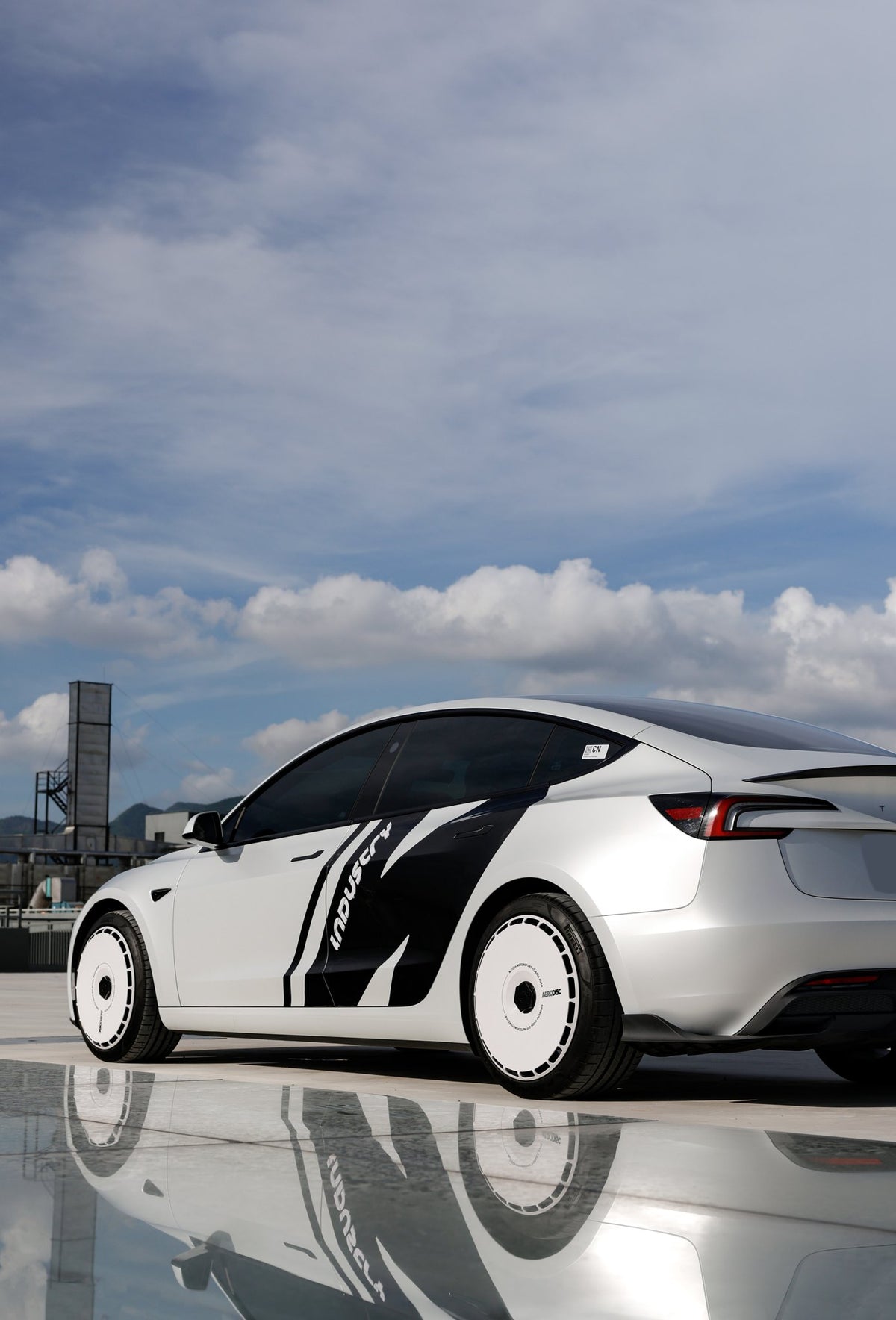 Compass wheel covers — real-world photo