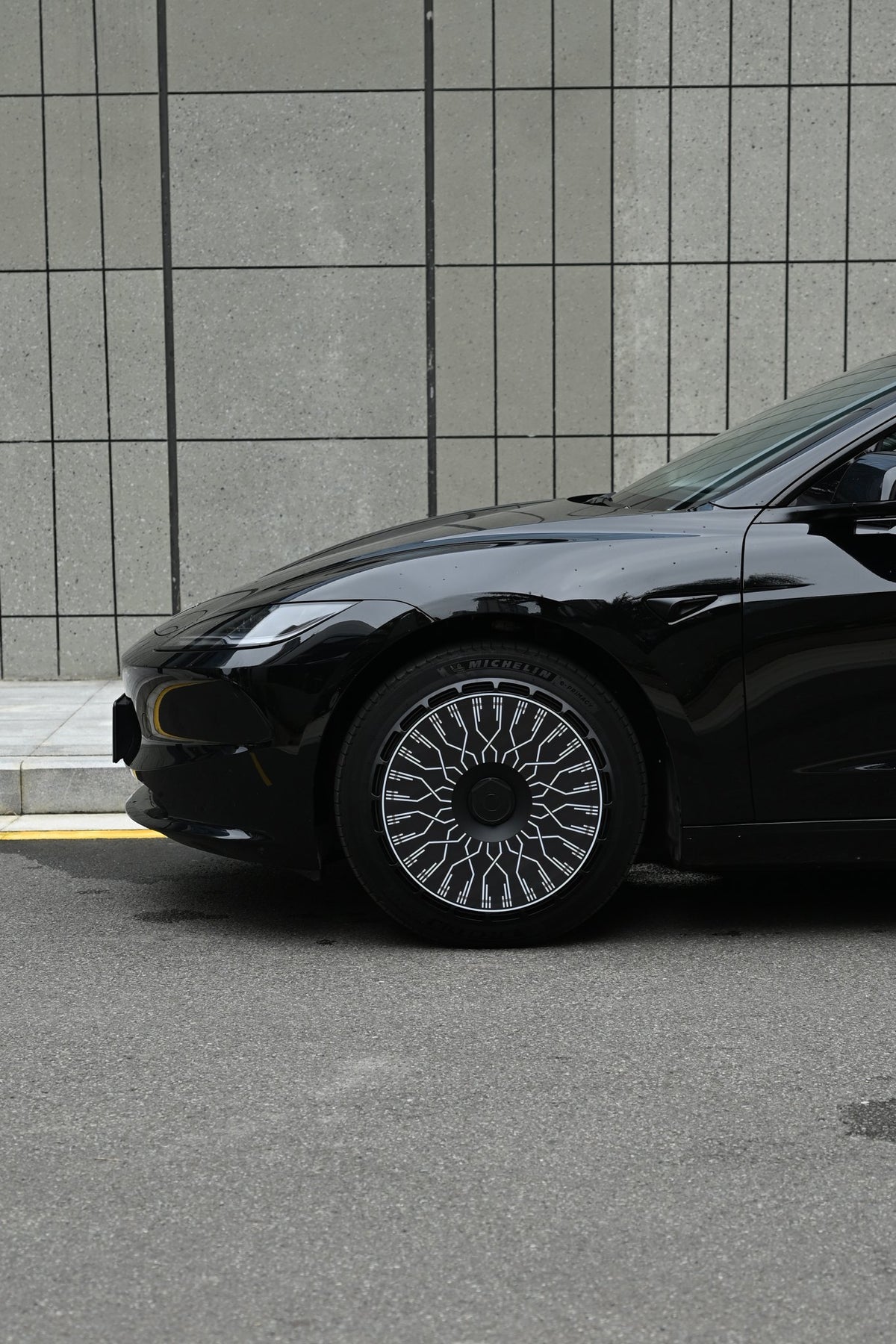 Scribble wheel covers — real-world photo