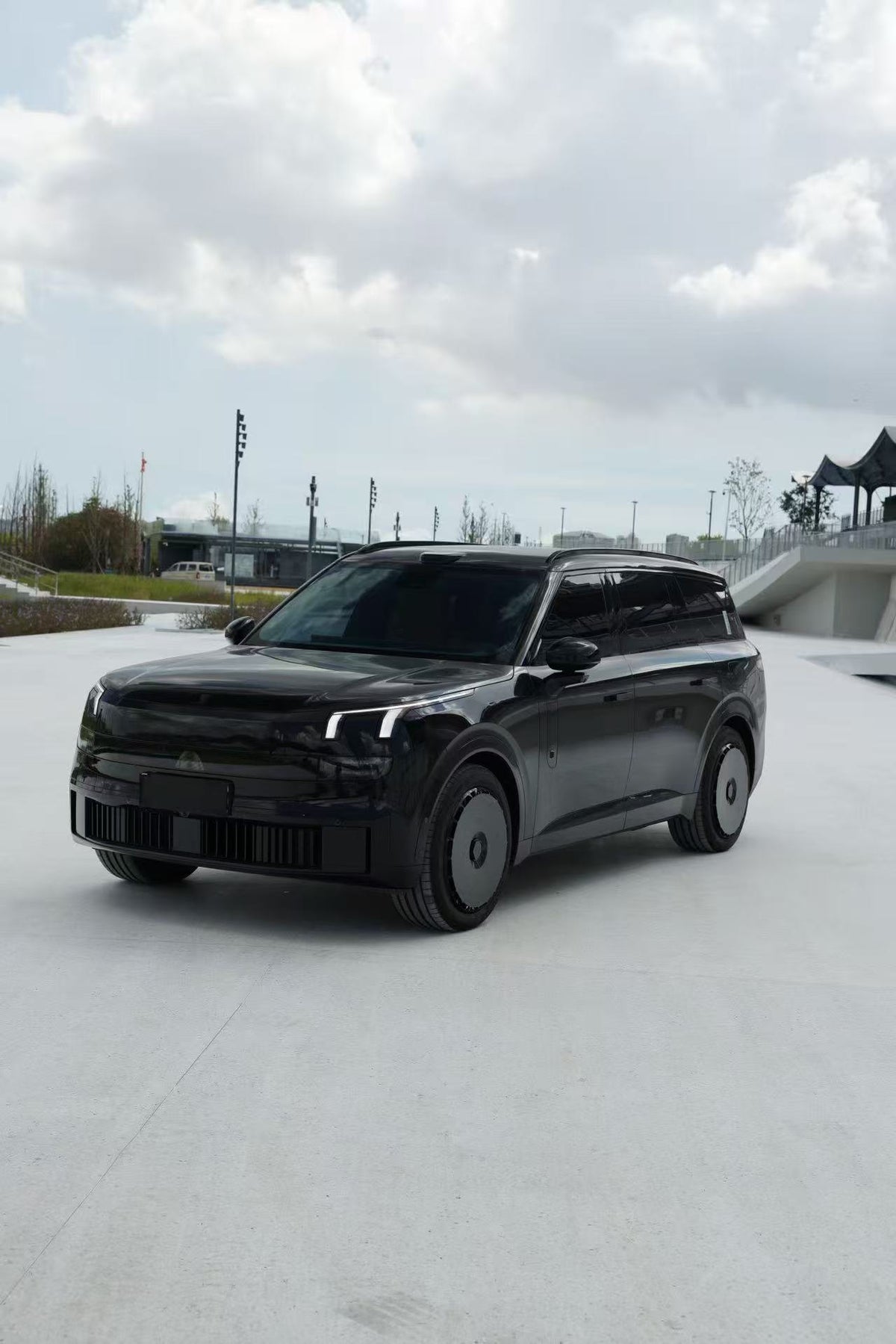 Pure Black wheel covers — real-world photo