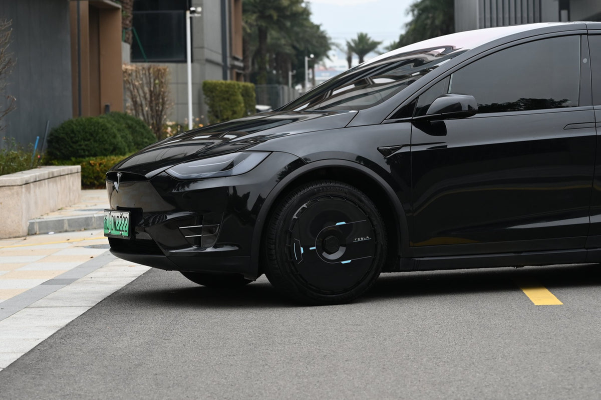 Daredevil wheel covers — real-world photo