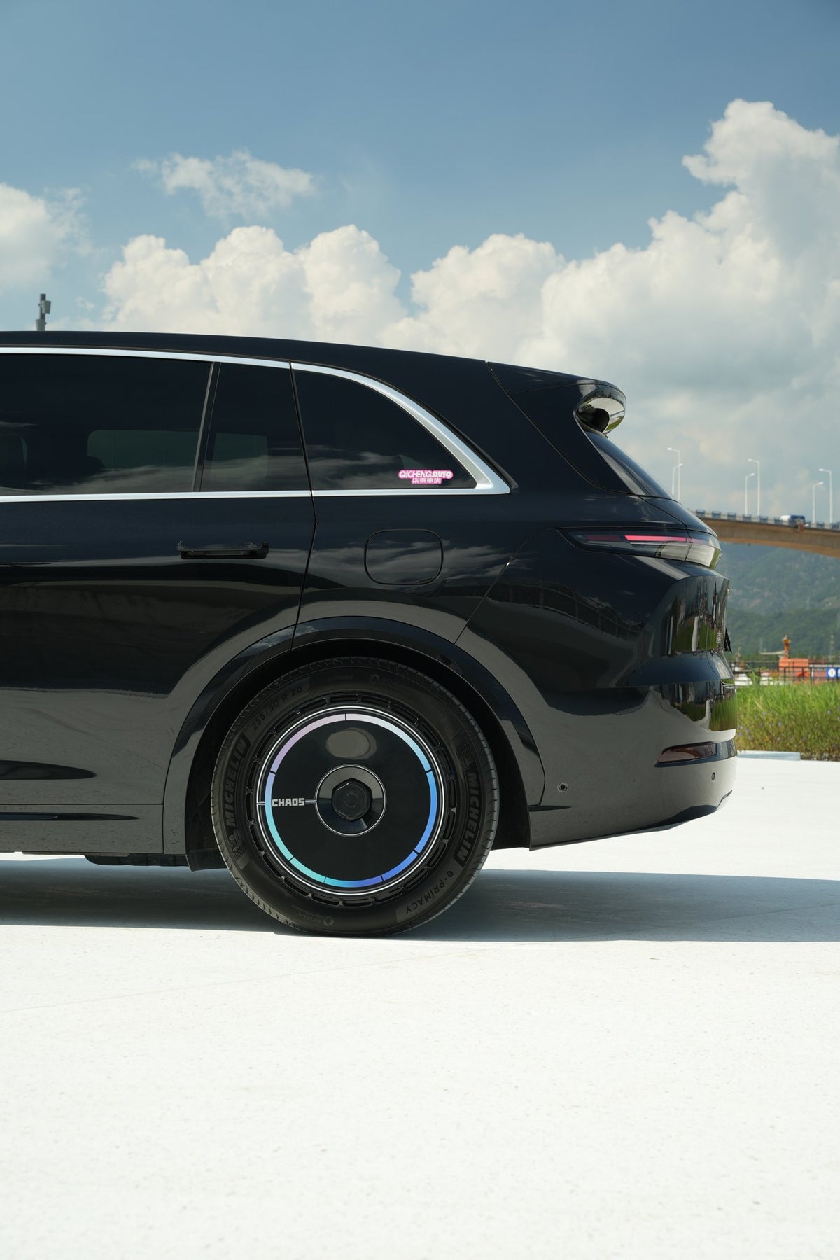 Redring wheel covers — real-world photo