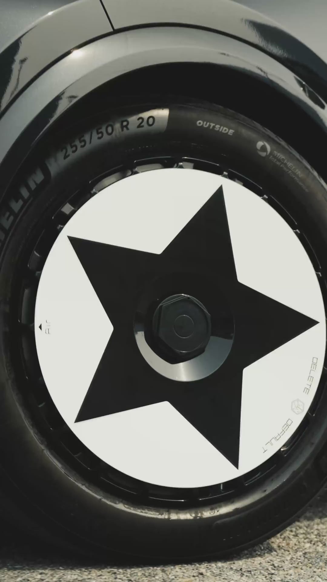 Geodesic wheel covers — on-car video